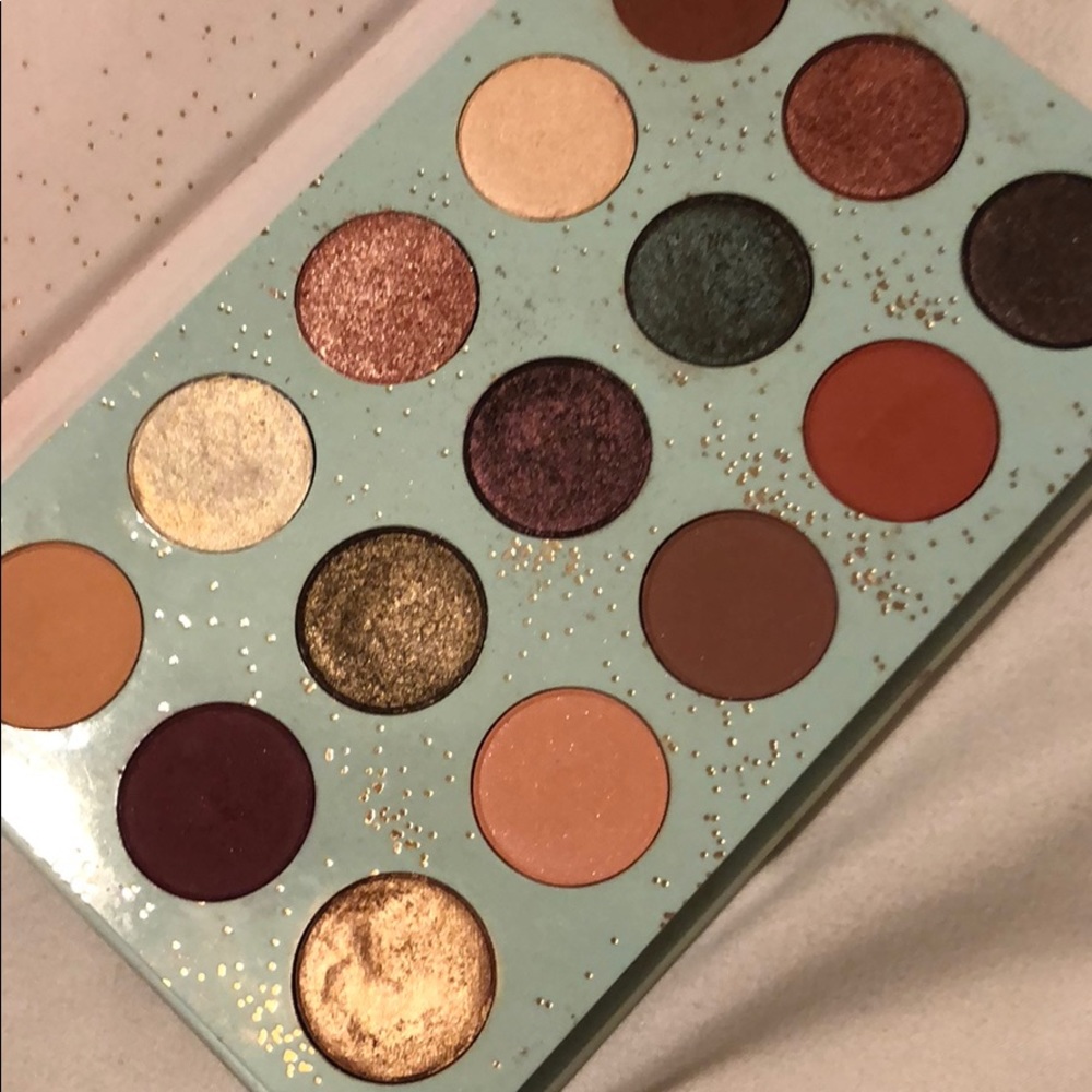 Colour Pop -  All I See is Magic Palette